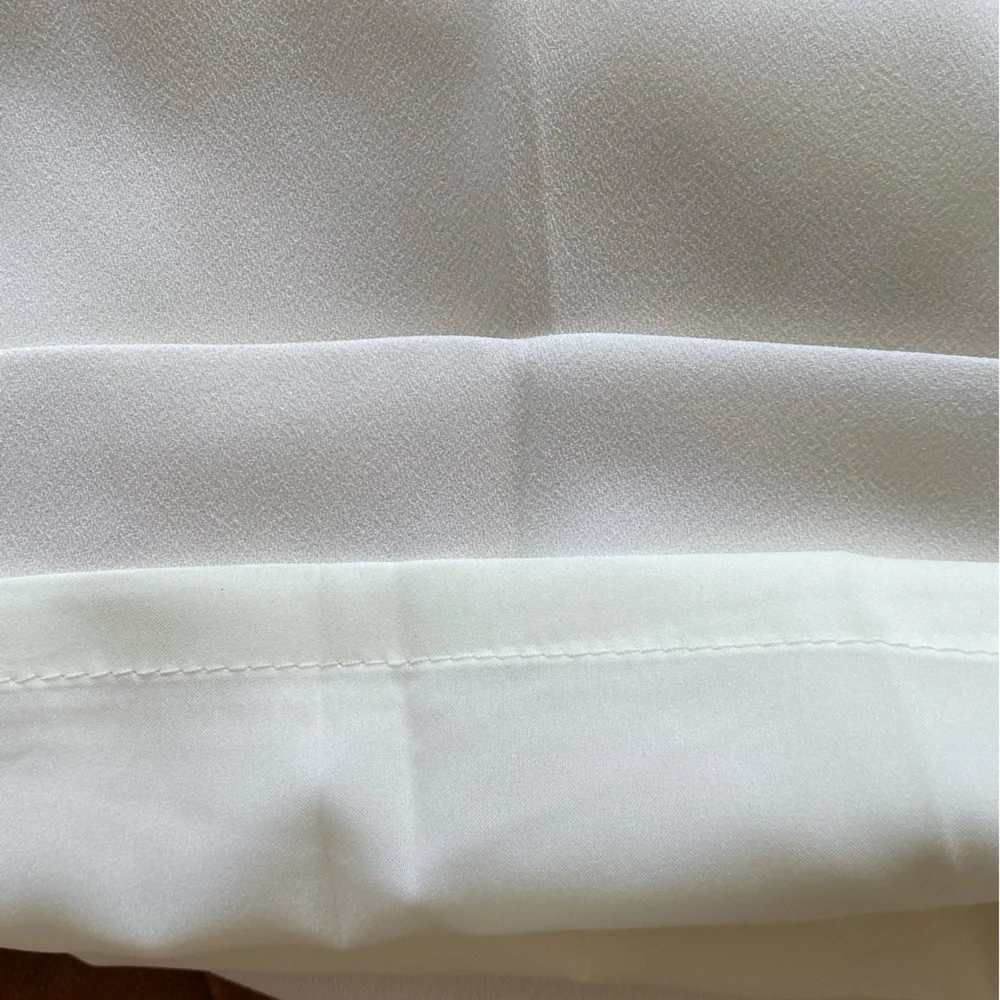 Banana Republic women’s wide leg cropped trousers. NWT  4P. Fully lined - Picture 4 of 4